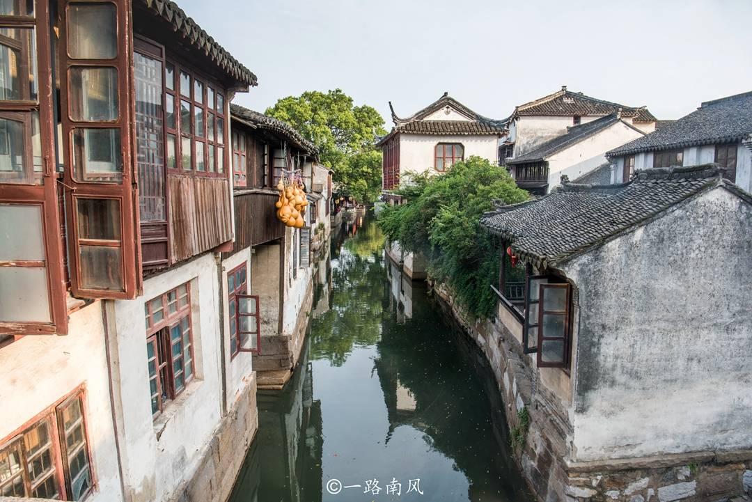 游园会里过新春：玩民俗游戏、看非遗工艺、尝特色美食